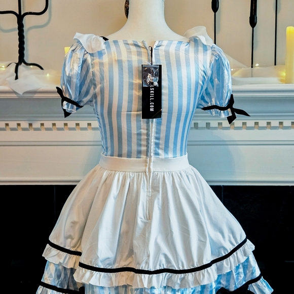 NWT Wonderland Girl Trickz N' Treatz X DOLLS KILL - Picture 7 of 8